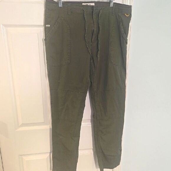 Reef Green Cargo Pants with Belt Loops - Picture 1 of 9